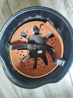 Nemecka helma m34 - 2