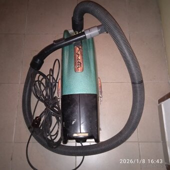 Predám vysávač - 2