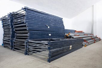 Predám pojazdové regály - 2