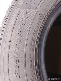 Predám letné pneu 215/70r15c - 2