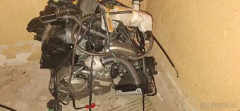 Honda CB600 Hornet 2005 komplet motor PC25E - 2