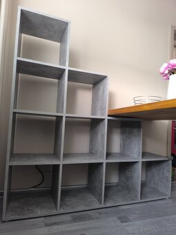 Regál IKEA - 2