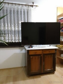 Starožitný komoda - 2