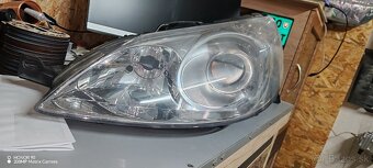 Predne svetla Peugeot 407 - 2