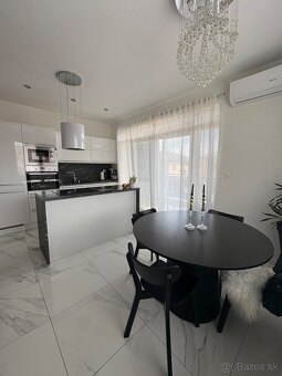 Nadštandartný 4 izbový byt s 2 parkovacími miestami - 2