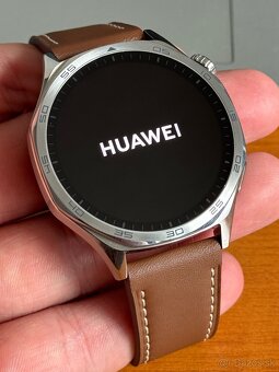 Huawei Watch GT 5 46mm hnedé - 2