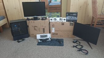 🖥️ Kompletný herný set – PC + 2 monitory + príslušenstvo - 2