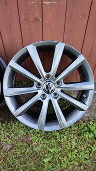 Originál alu kolesá volkswagen merano antracit 5x112 - 2