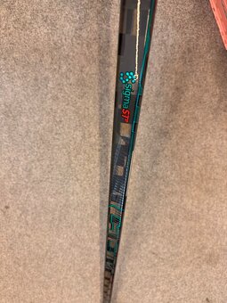 HOKEJKA CCM VIZION INNOVATION SR - 85/P29 - 2