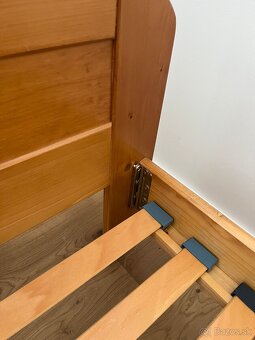 Predam drevennu postel na matrac 200x80 - 2