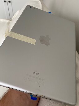 Apple iPad 5 - na diely - 2