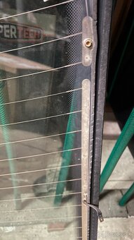 Audi A4 B5 sedan zadné vyhrievané sklo - 2