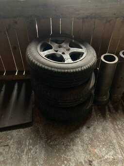 Kia rio 2012, Kapota, Kolesá - 2