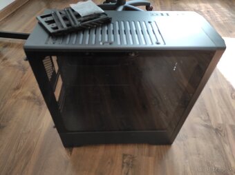 Pc skrinka Metalic gear Phanteks - 2