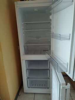Chladnička s mrazničkou - 2