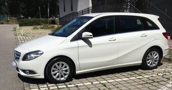 Predám osobný automobil Mercedes - 2