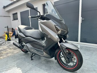 Yamaha X Max 250 Scooter - 2