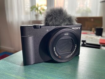 Sony zv-1  + príslušenstvo - 2