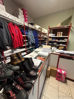 Na prenájom obchodný priestor 20m2 - Voľný ihned - 2