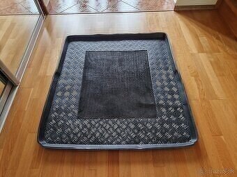 Vanicka do kufra.pre VW Passat Variant B8 - 2