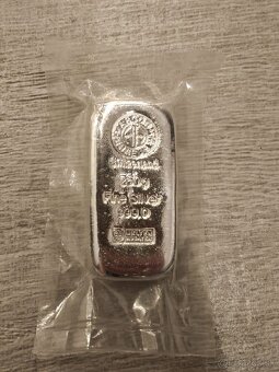 Strieborná tehličky 250 - 2