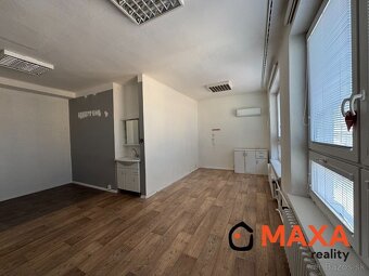 PRENÁJOM kancelárskych priestorov, centrum mesta, Senica - 2
