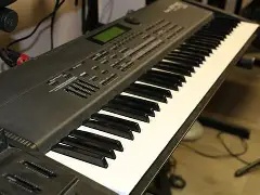 Roland XP80 - 2