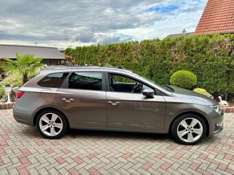 Seat Leon FR 2.0 TDI 110kw Dsg Full Led Panorama - 2