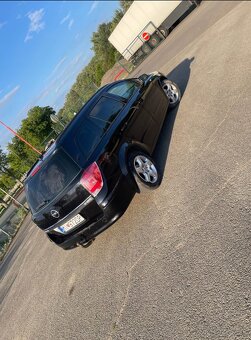 predam opel astra H 1.9 74kw - 2