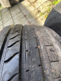 245/70R16 - 2