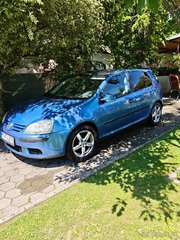 VW GOLF 5 1,6 benzín- predám - 2