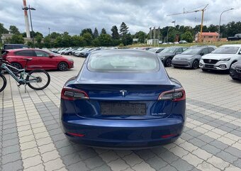 Predám Tesla 3 Dual motor 11/2021 - 366 kw - 2
