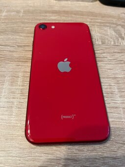 Predám IPhone SE 2020 64 GB - 2