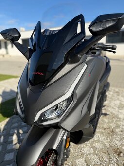 Honda Forza 125 SE - 2