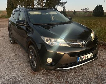 Predám Toyota RAV4 2.2 l D-CAT - 2