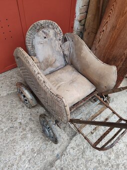 Retro kočík z roku 1958 - 2