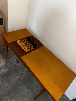 Konferenčný retro stolík so šachom - 2