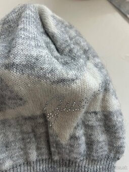 Čiapka Guess - 2