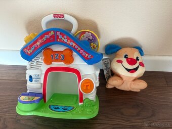 Hraci domcek so psom - 2