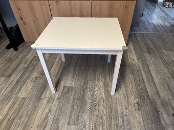 Detský stolík a stoličky - 2