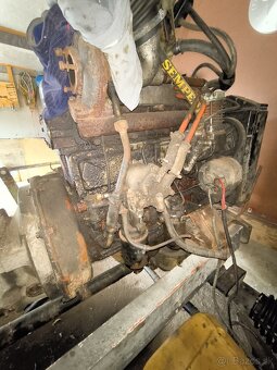Motor a prevodovka avia - 2