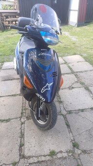 Skúter Suzuki - 2
