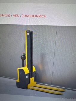 Kúpim vysokozdvižný elektrický akú ručne vedení vozík - 2