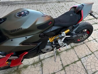 Ducati Streetfighter V2 2023 (153 koní 112 kW) - 2