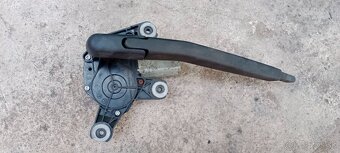 Fiat Punto motorček zadného stierača - 2