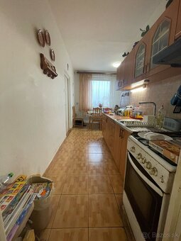 ZNÍŽENÁ CENA - 4i byt v pôvodnom stave v Piešťanoch - 2