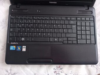 rozpredám na diely Toshiba satellite pro c660 - 2