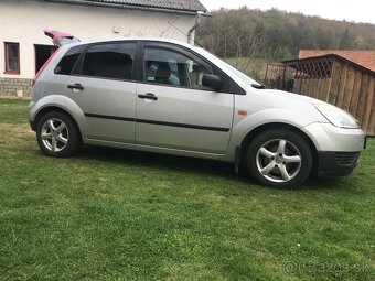 Predam Ford fiesta - 2