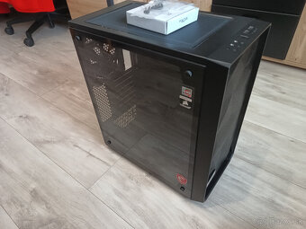 Fractal Design Meshify C - 2