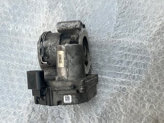 Škrtiaca klapka 045128063G - 2